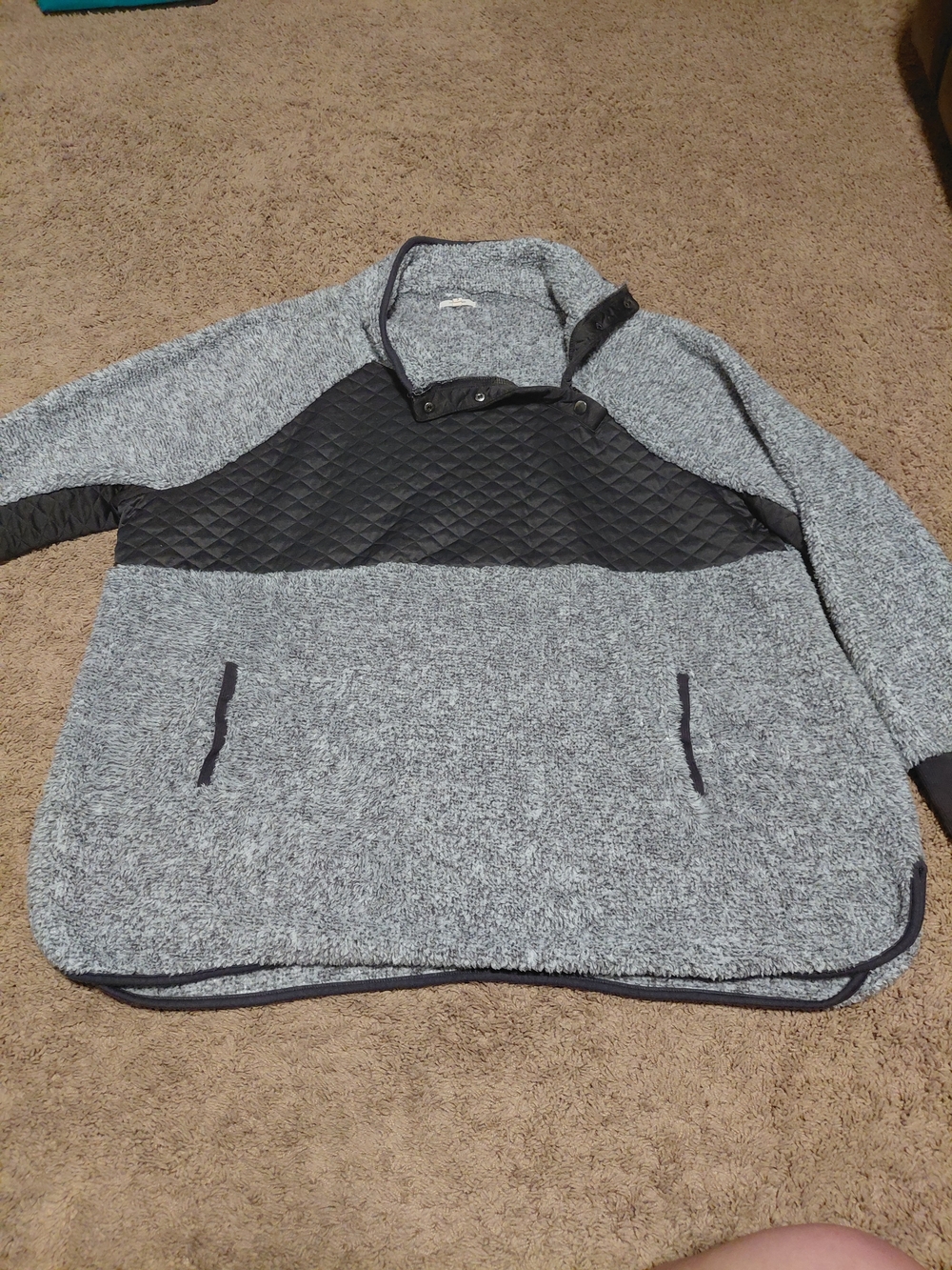 Women's Quilted Panel Gray Pullover Sweater